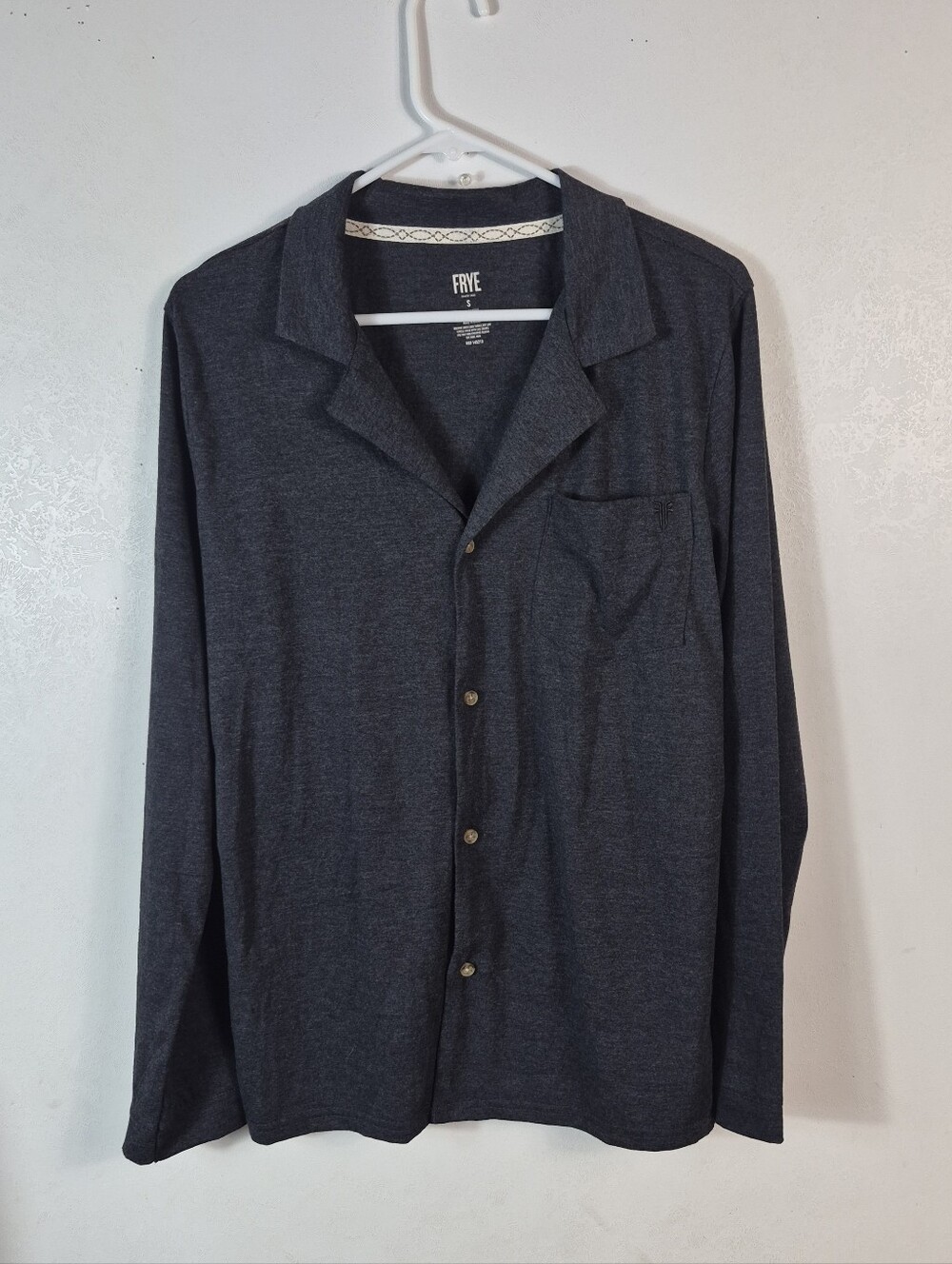 Frye Men's Notched Button Down Sleepwear Shirt Heathered Black Size Small